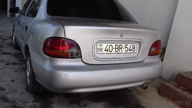 Hyundai Accent 1995, 200,000 km - 1.5 l - Quba