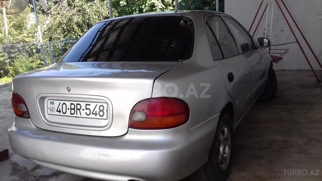 Hyundai Accent 1995, 200,000 km - 1.5 l - Quba