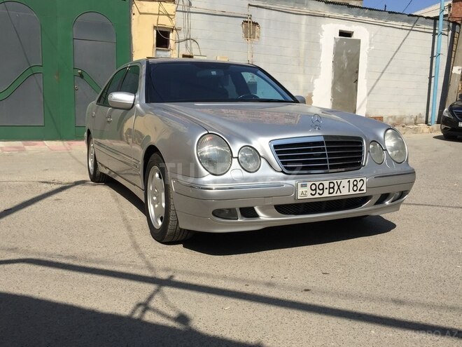 Mercedes E 240 2000, 216,000 km - 2.6 l - Bakı