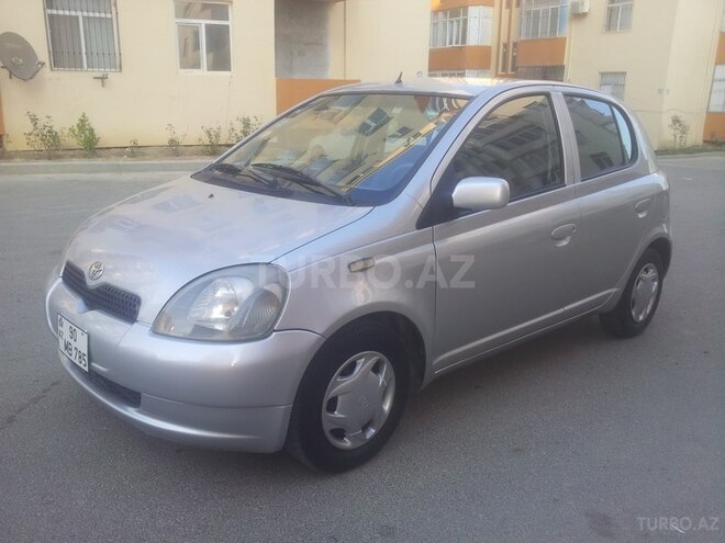 Toyota Vitz 2000, 168,000 km - 1.0 l - Bakı