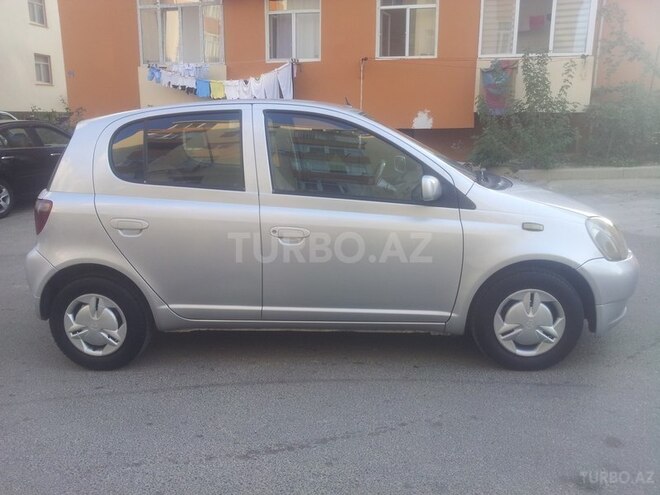 Toyota Vitz 2000, 168,000 km - 1.0 l - Bakı