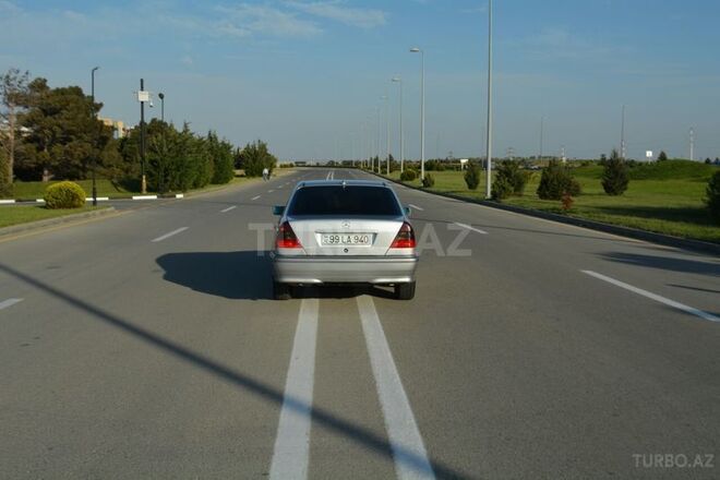 Mercedes C 180 1999, 205,000 km - 1.8 l - Bakı