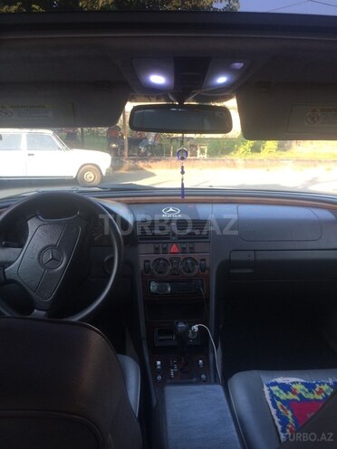 Mercedes C 230 1998, 260,000 km - 2.3 l - Bakı