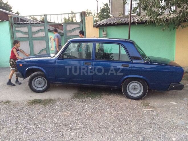 LADA (VAZ) 2107 2007, 98,000 km - 1.6 l - Quba
