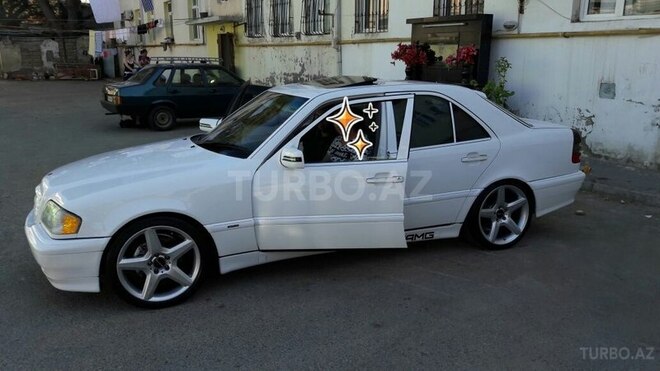 Mercedes C 230 1999, 141,000 km - 2.3 l - Bakı