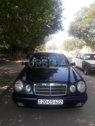 Mercedes E 230 1997, 23,000 km - 0.2 l - Gəncə
