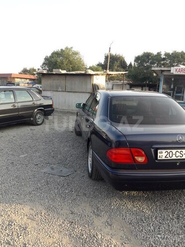Mercedes E 230 1997, 23,000 km - 0.2 l - Gəncə