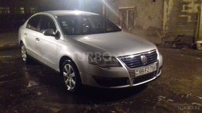 Volkswagen Passat 2005, 195,866 km - 2.0 l - Gəncə
