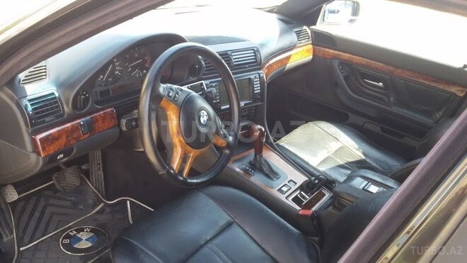 BMW 728 2000, 440,000 km - 2.8 l - Bakı
