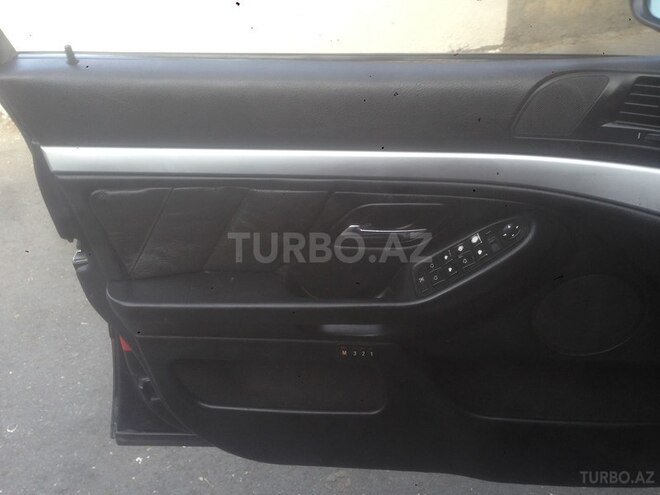 BMW 528 2001, 297,297 km - 2.8 l - Bakı