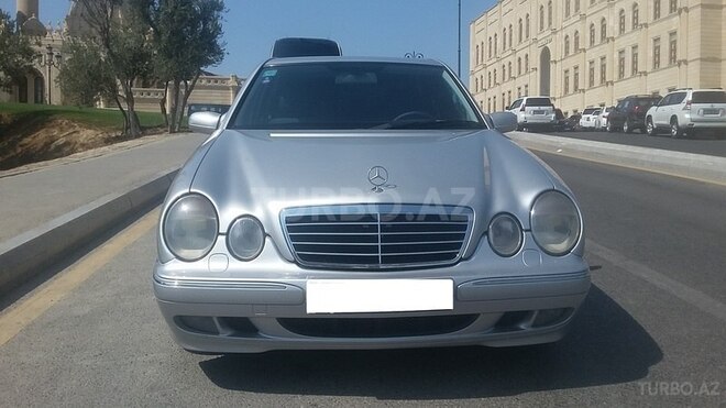 Mercedes E 220 2000, 316,000 km - 2.2 l - Bakı