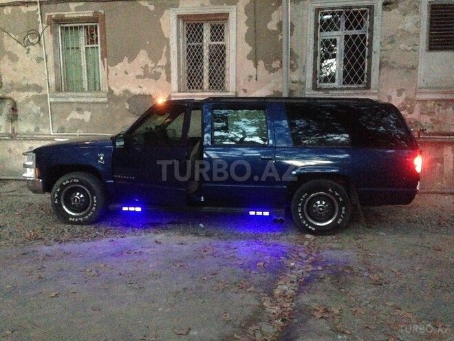 Chevrolet Suburban 1997, 291,974 km - 5.7 l - Mingəçevir
