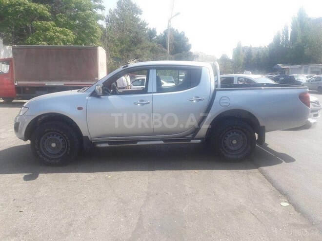 Mitsubishi L200 2012, 137,000 km - 2.5 l - Bakı