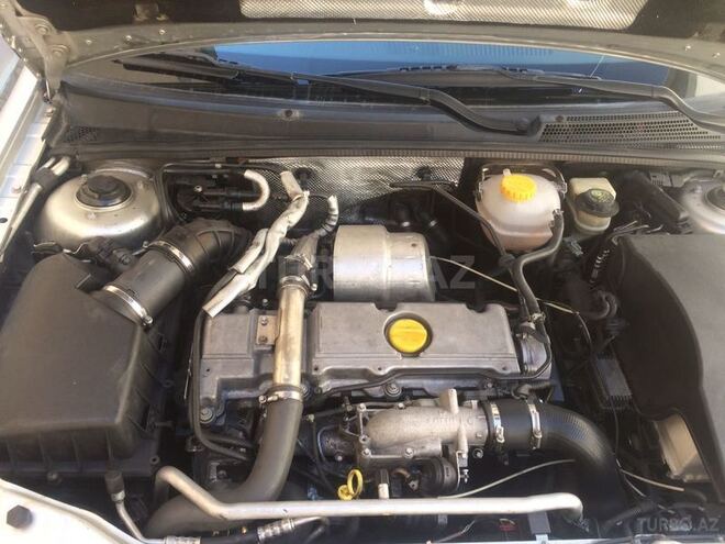 Opel Vectra 2003, 246,500 km - 2.2 l - Bakı