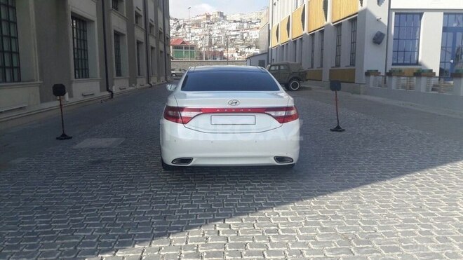 Hyundai Azera 2011, 110,000 km - 2.4 л - Bakı