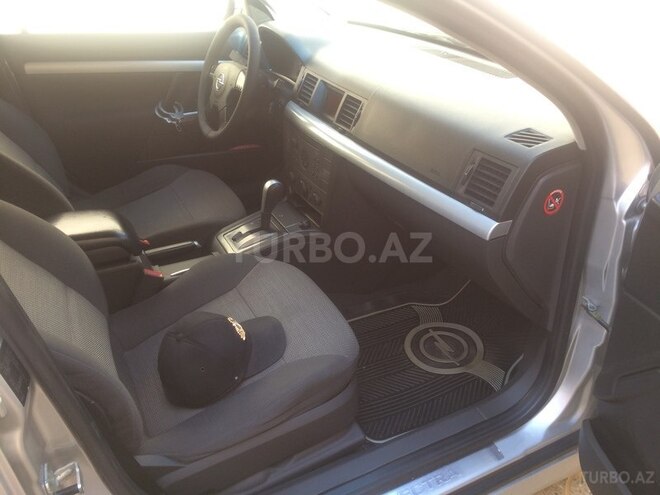 Opel Vectra 2004, 246,000 km - 2.2 л - Bakı
