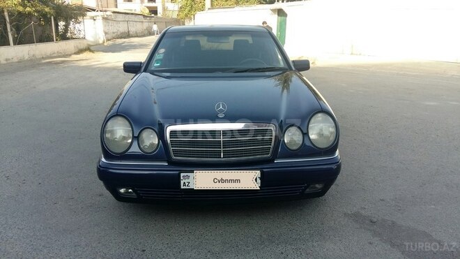 Mercedes E 240 1998, 333,060 km - 2.4 l - Bakı