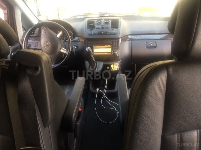 Mercedes Viano 2011, 283,000 km - 2.2 l - Bakı