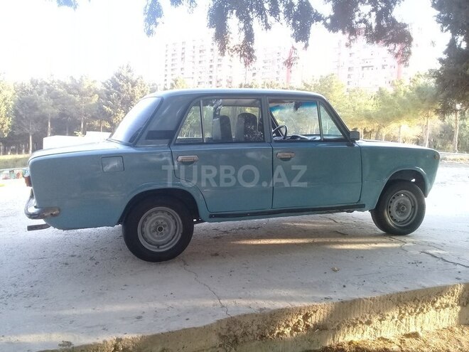 LADA (VAZ) 21011 1980, 300,000 km - 1.3 л - Bakı