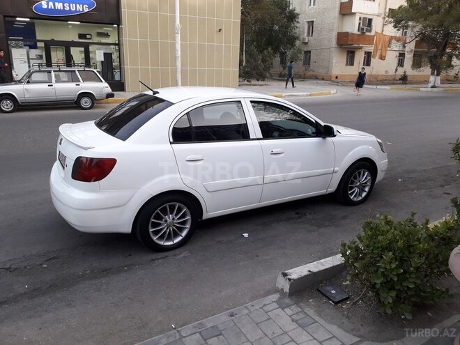 Kia Rio 2008, 270,000 km - 1.4 l - Sumqayıt
