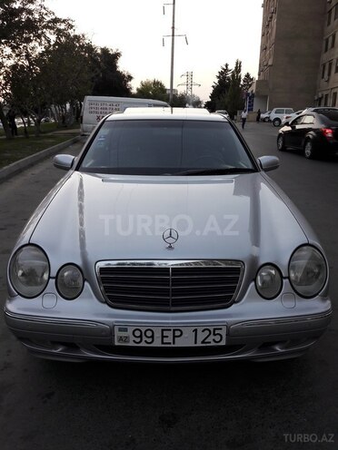 Mercedes E 220 2000, 317,000 km - 2.2 l - Bakı