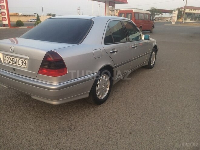 Mercedes C 240 1997, 187,000 km - 2.4 l - Gəncə