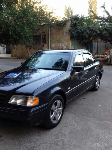Mercedes C 220 1999, 450,000 km - 2.2 l - Bakı