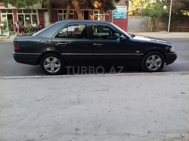 Mercedes C 220 1999, 450,000 km - 2.2 l - Bakı