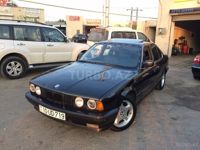 BMW 520 1990, 189,000 km - 2.0 л - Bakı
