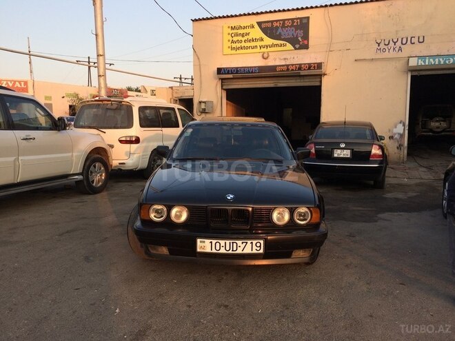 BMW 520 1990, 189,000 km - 2.0 л - Bakı