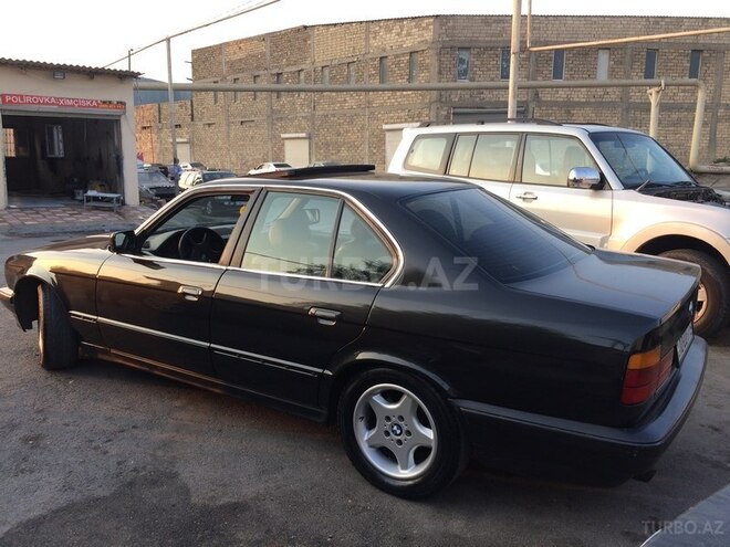 BMW 520 1990, 189,000 km - 2.0 л - Bakı