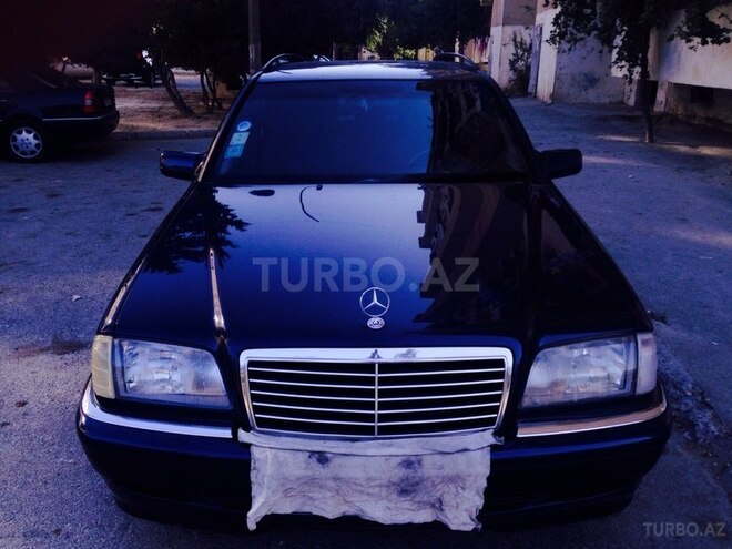 Mercedes C 220 1999, 323,000 km - 2.2 л - Bakı