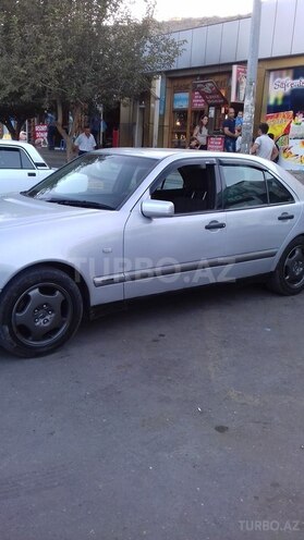 Mercedes E 200 1998, 838,600 km - 2.0 l - Bakı