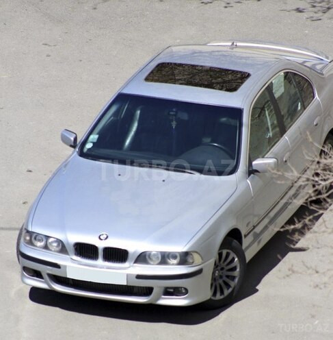 BMW 528 1999, 322,000 km - 2.8 l - Bakı