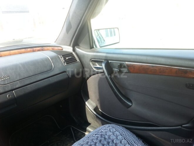 Mercedes C 240 1999, 288,000 km - 2.4 l - Bakı
