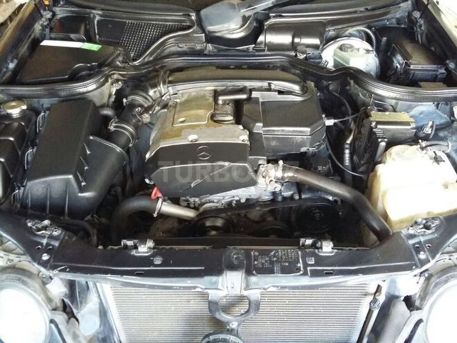 Mercedes E 230 1996, 310,000 km - 2.3 l - Bakı