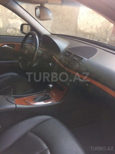 Mercedes E 200 2007, 284,000 km - 2.2 l - Bakı