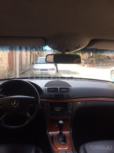 Mercedes E 200 2007, 284,000 km - 2.2 l - Bakı