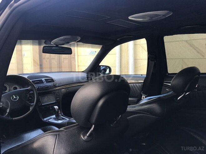 Mercedes E 240 2005, 290,000 km - 2.6 l - Bakı