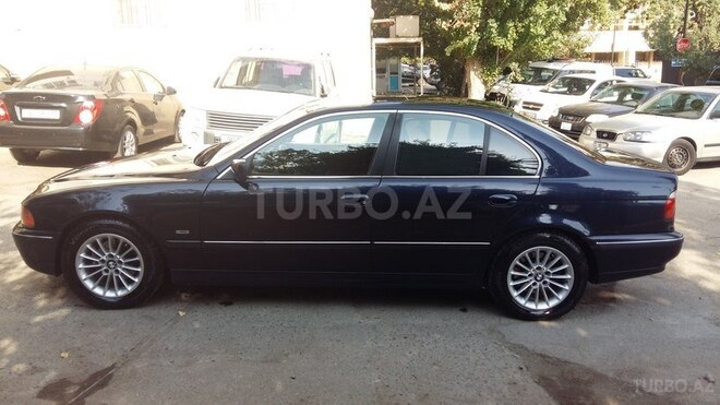 BMW 523 1999, 247,000 km - 2.5 l - Bakı