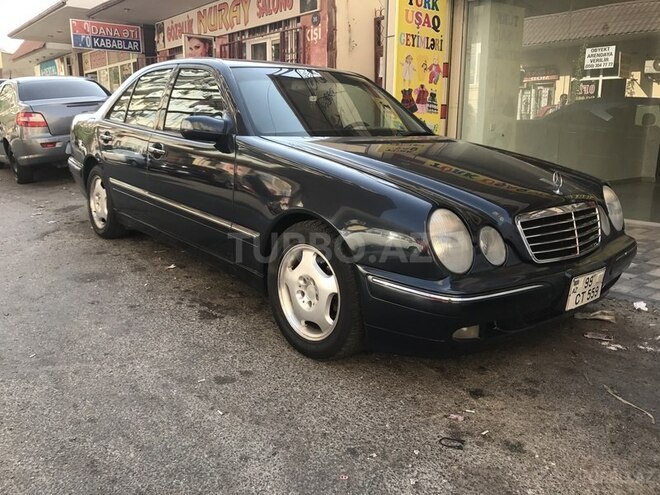 Mercedes E 240 2000, 320,000 km - 2.4 l - Bakı