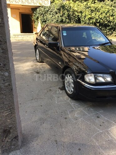 Mercedes C 240 1997, 210,000 km - 2.4 l - Bakı