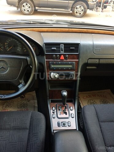 Mercedes C 240 1997, 210,000 km - 2.4 l - Bakı