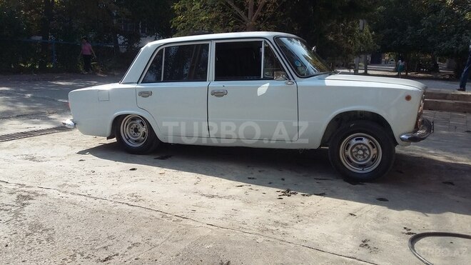 LADA (VAZ) 21011 1977, 380,000 km - 1.3 l - Mingəçevir