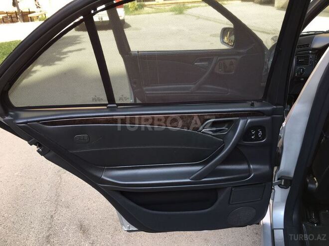 Mercedes E 240 2000, 220,000 km - 2.4 л - Sumqayıt