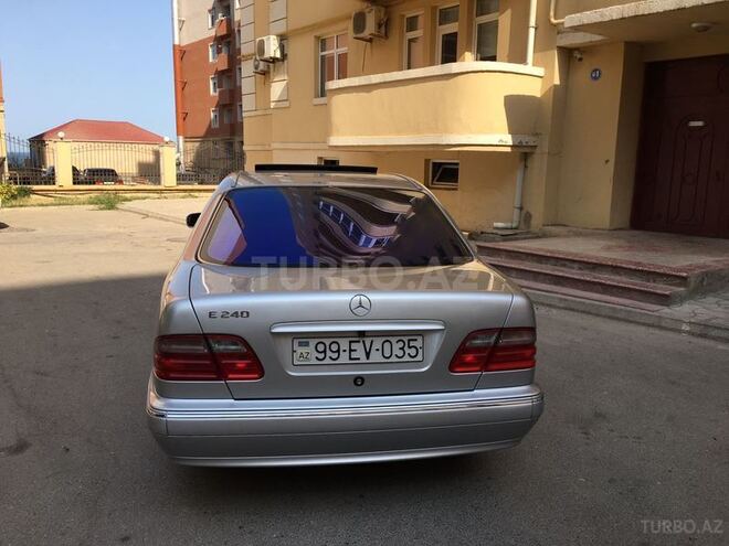 Mercedes E 240 2000, 220,000 km - 2.4 л - Sumqayıt
