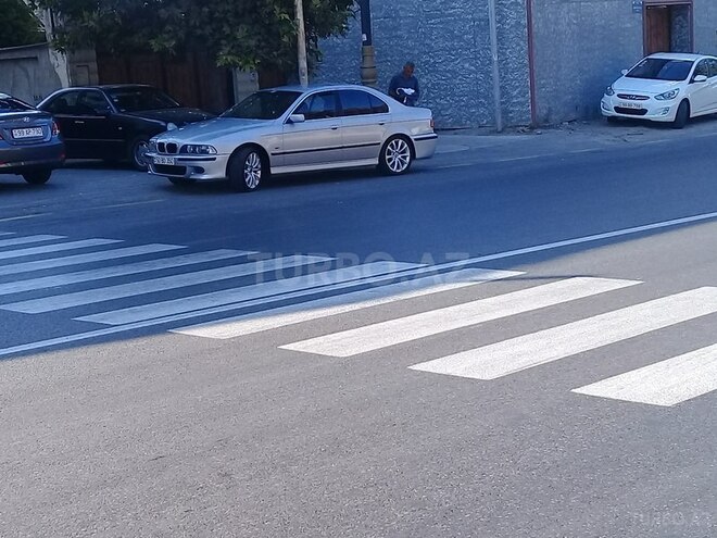 BMW 523 1995, 400,000 km - 0.3 l - Kürdəmir