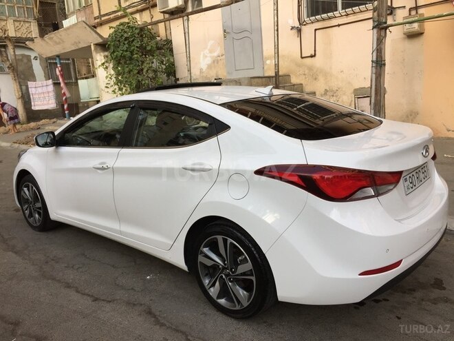 Hyundai Elantra 2014, 30,000 km - 1.8 l - Bakı