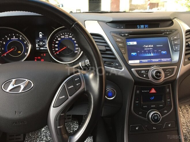 Hyundai Elantra 2014, 30,000 km - 1.8 l - Bakı