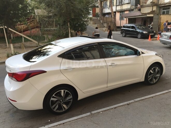Hyundai Elantra 2014, 30,000 km - 1.8 l - Bakı